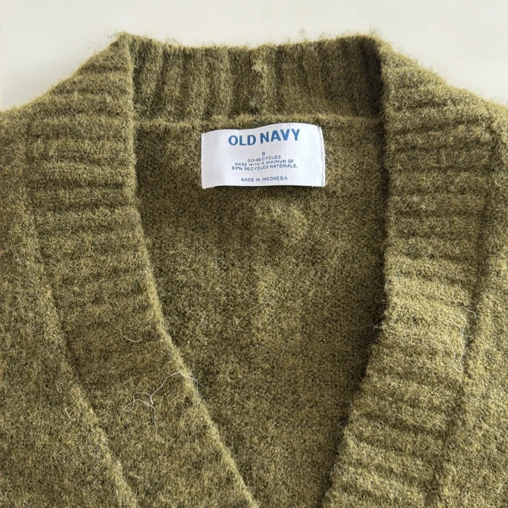 Old Navy Green Cardigan - Picture 2 of 4